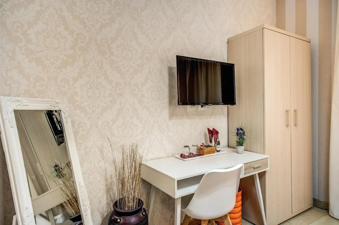 Marta Inn Rome