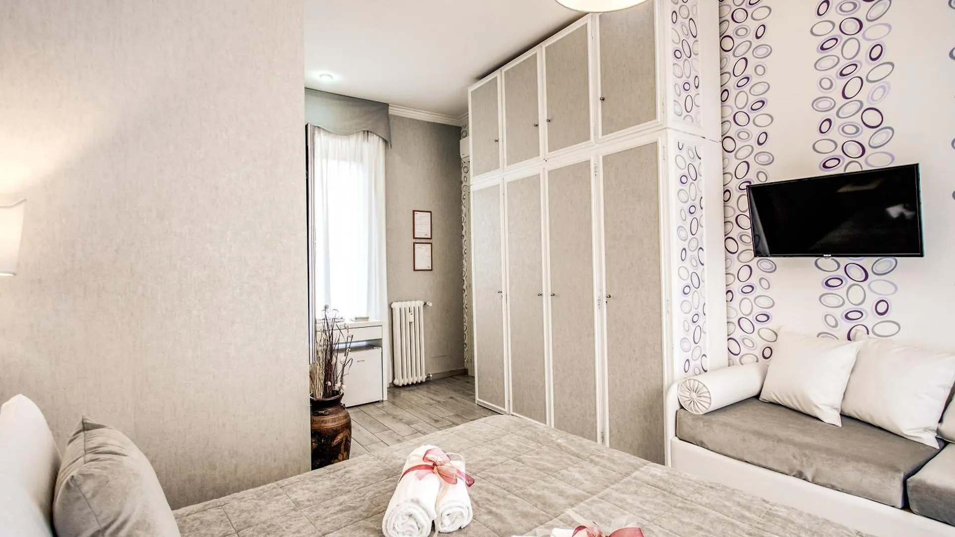 Marta Inn Rome 2*,
